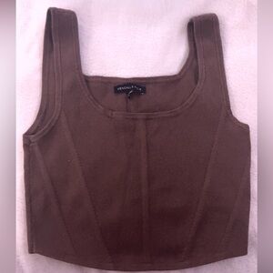 Kendall&Kylie brown crop top